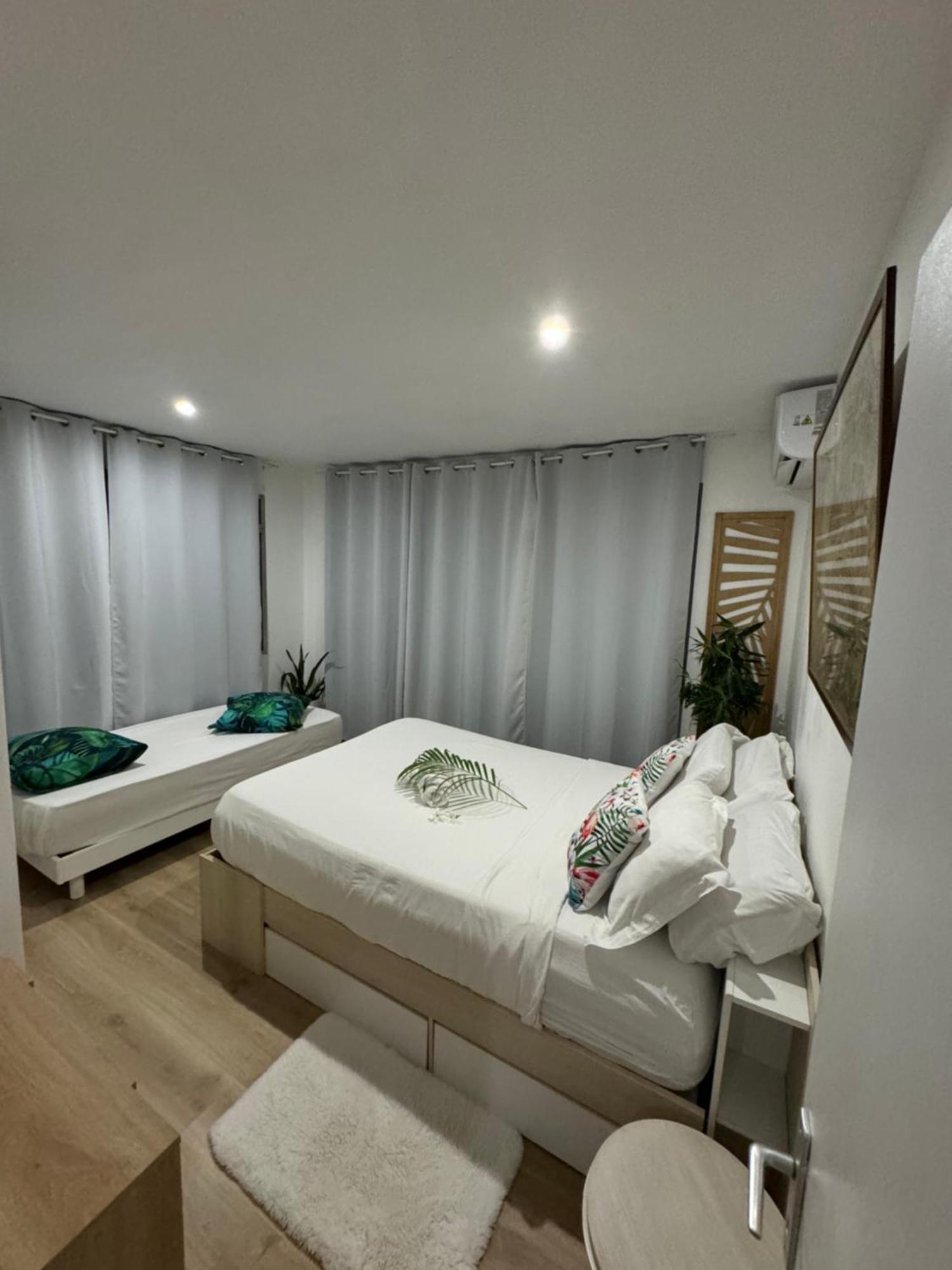 Heitiare Lodge Paea エクステリア 写真